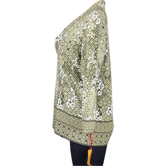 Ruby Rd L Green Mixed Floral Pattern Studded Split Neck Cotton 3/4 Sleeve Top - Picture 5 of 6